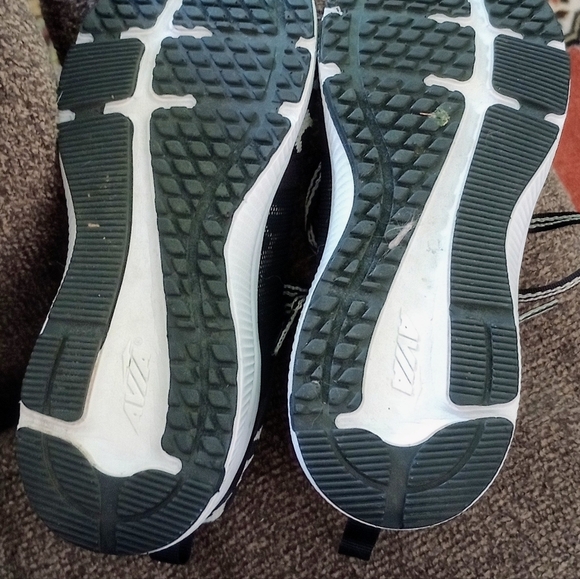 🄻🄴🄾🄿🄰🅁🄳 🄿🅁🄸🄽🅃 🅰🆅🅸🅰 🅂🄽🄴🄰🄺🄴🅁🅂 - Picture 5 of 5